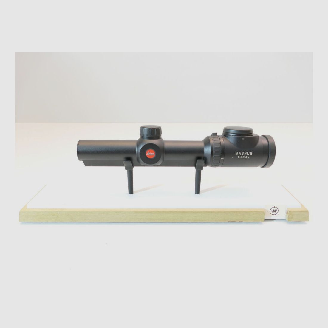 Leica Magnus
