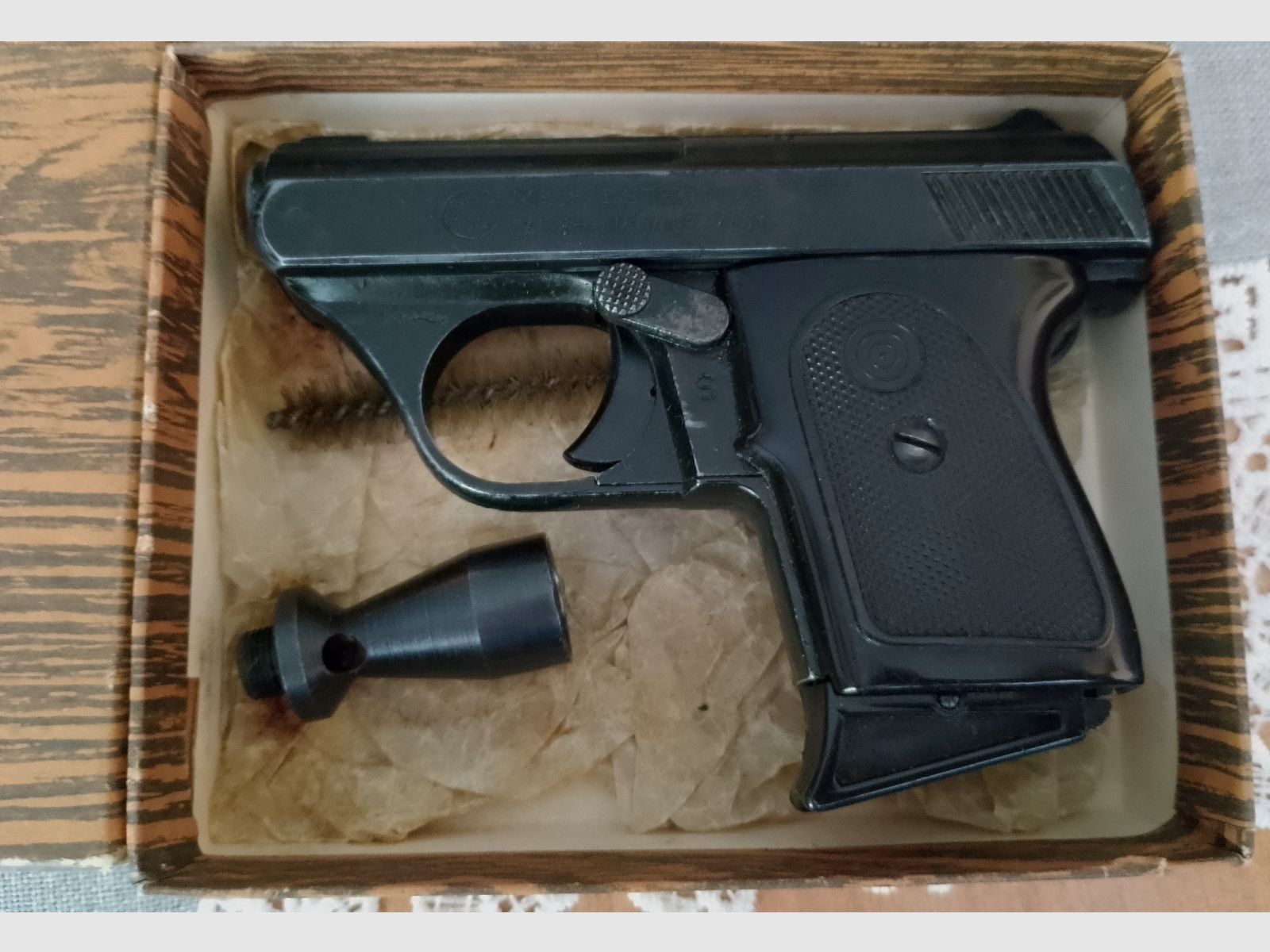 Seltene ME 8 Detective 8mm Knall im PTB 100/2