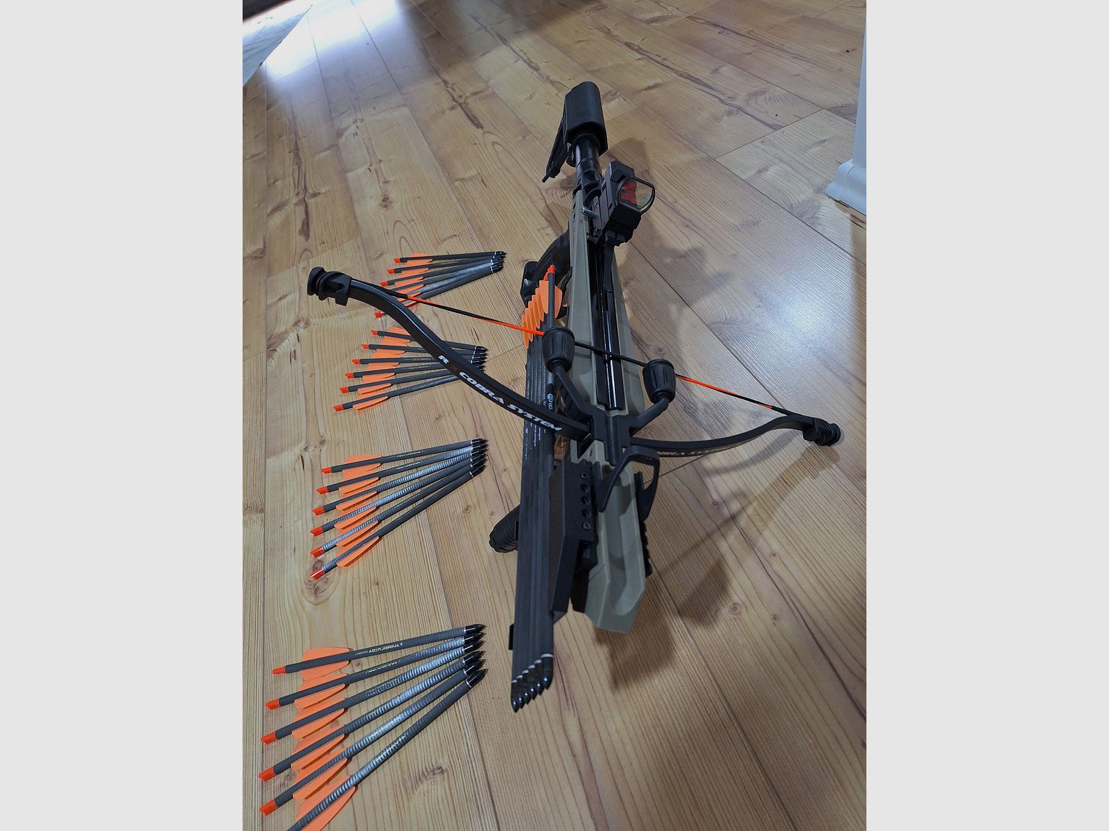 EK Archery Cobra RX