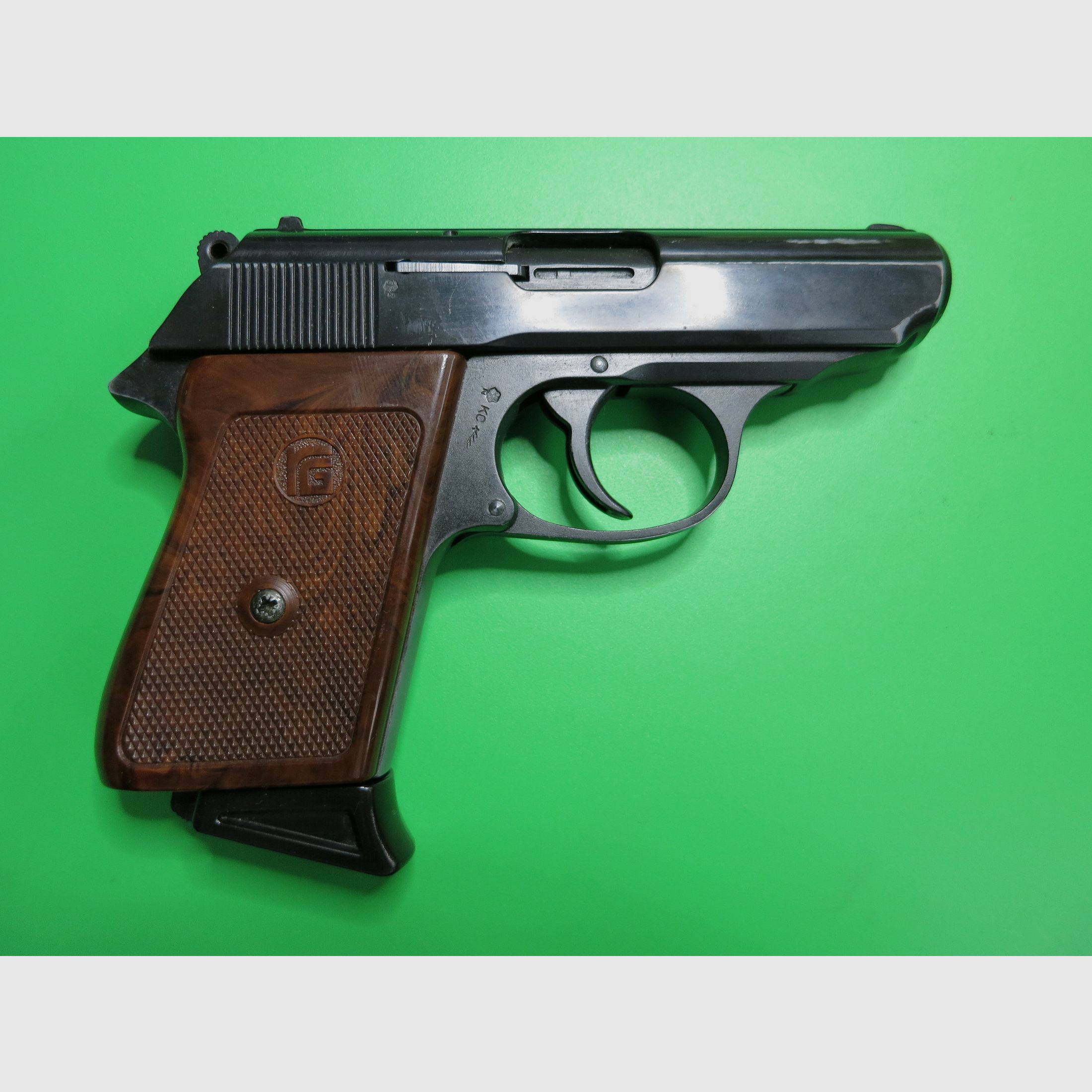 Röhm RG 800 auch Luger 88, Gas- Signalpistole, 8 mm P.A.K., wie PPK (James Bond 007), PTB    #51