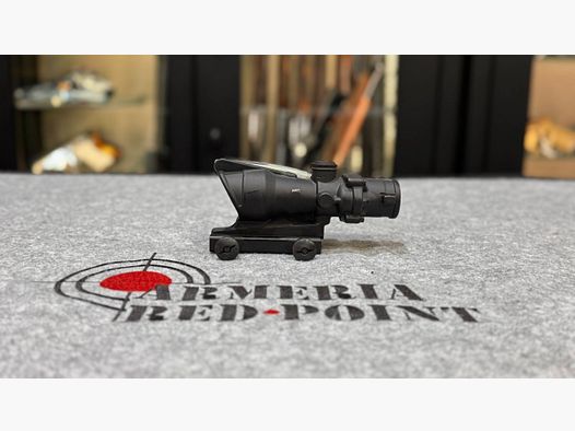 Trijicon acog 4×32 TA51