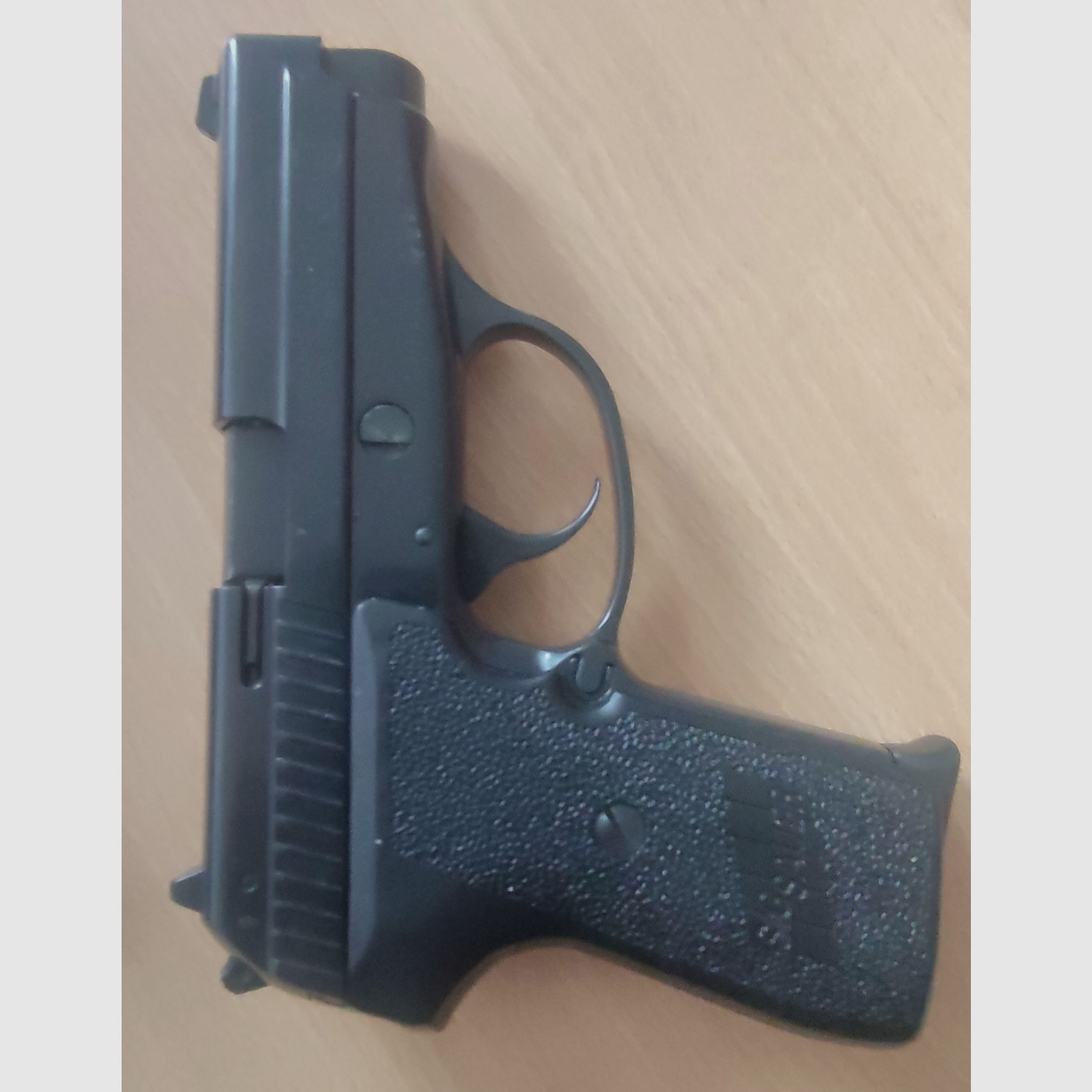 Sig Sauer P239 9 mm pak