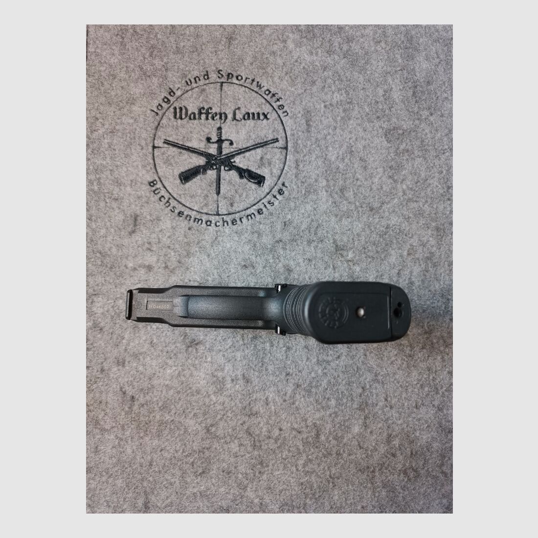 Taurus S.A. Brésil PT 809 C avec mallette et accessoires