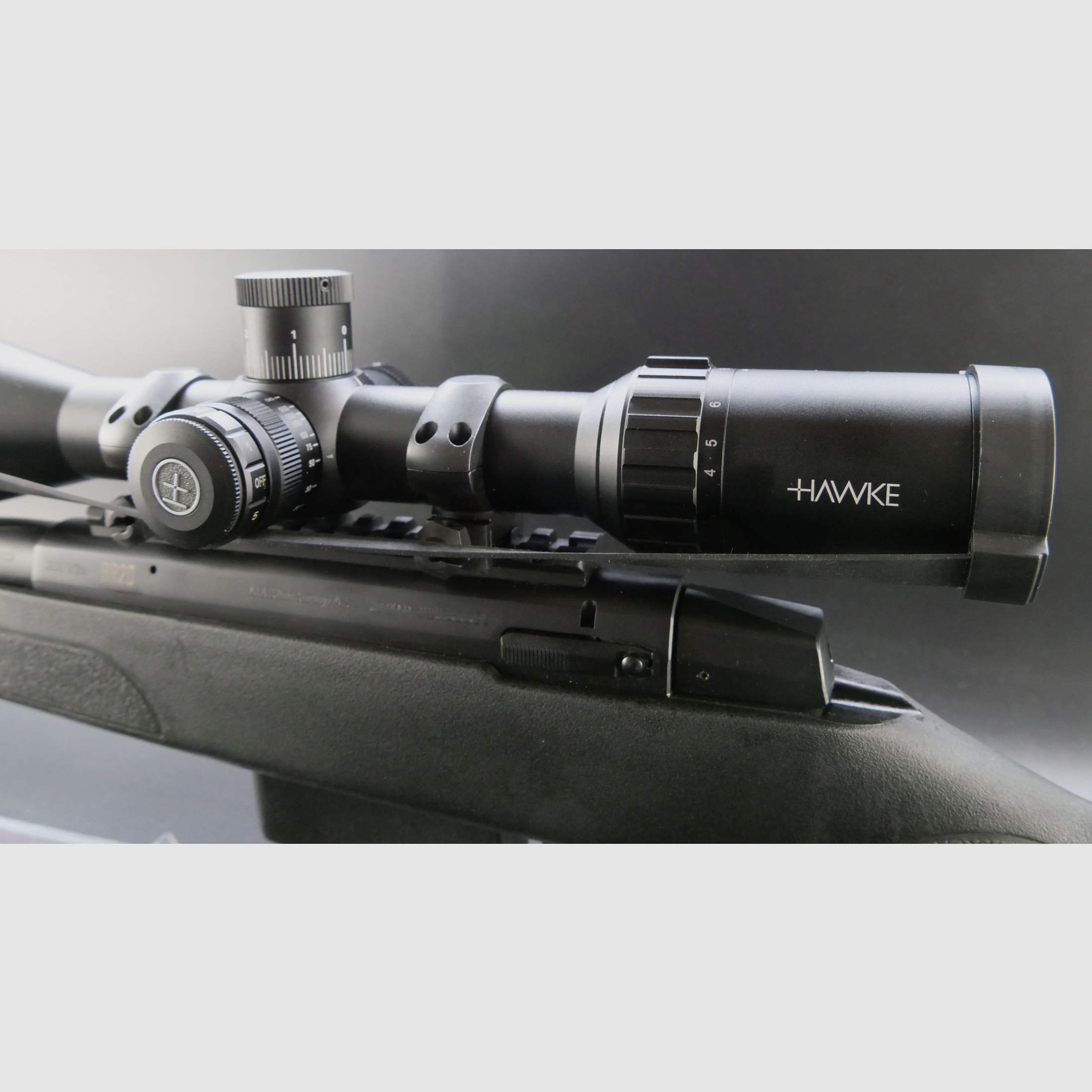 Brenner BR20 .308Win; Stahl-Picatinny, Stahl Hawke Montage und HAWKE Zielfernrohr Vantage 4-16x50