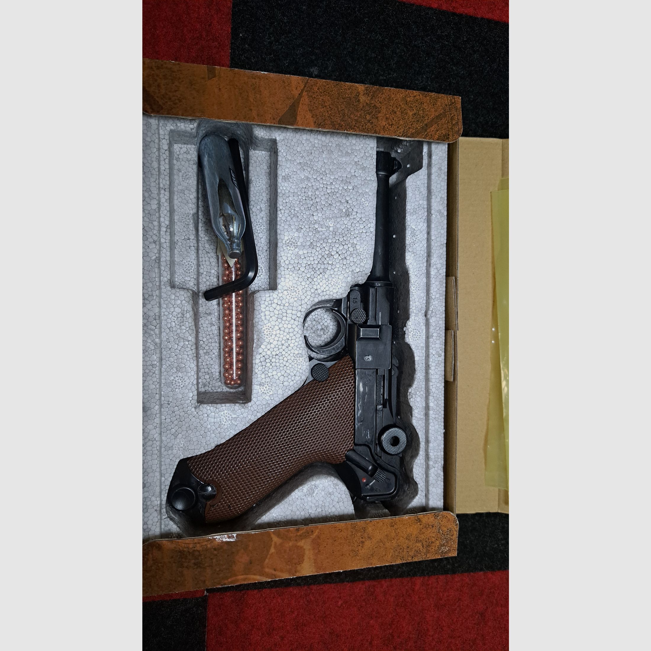 Co2 pistol