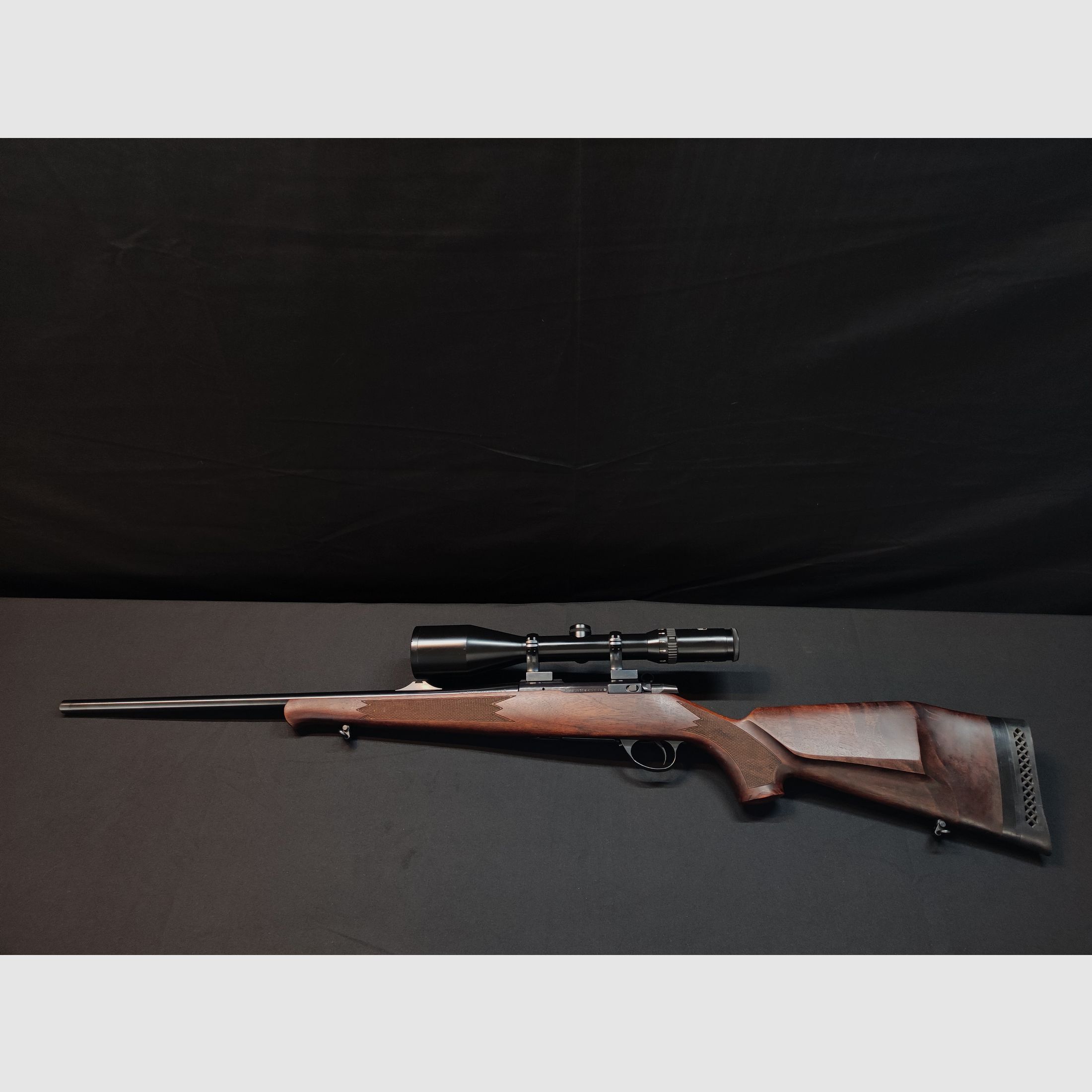  Sako Repetierbüchse Kal. .222 Rem - Schmidt & Bender 2,5–10x56 – Sehr guter Zustand