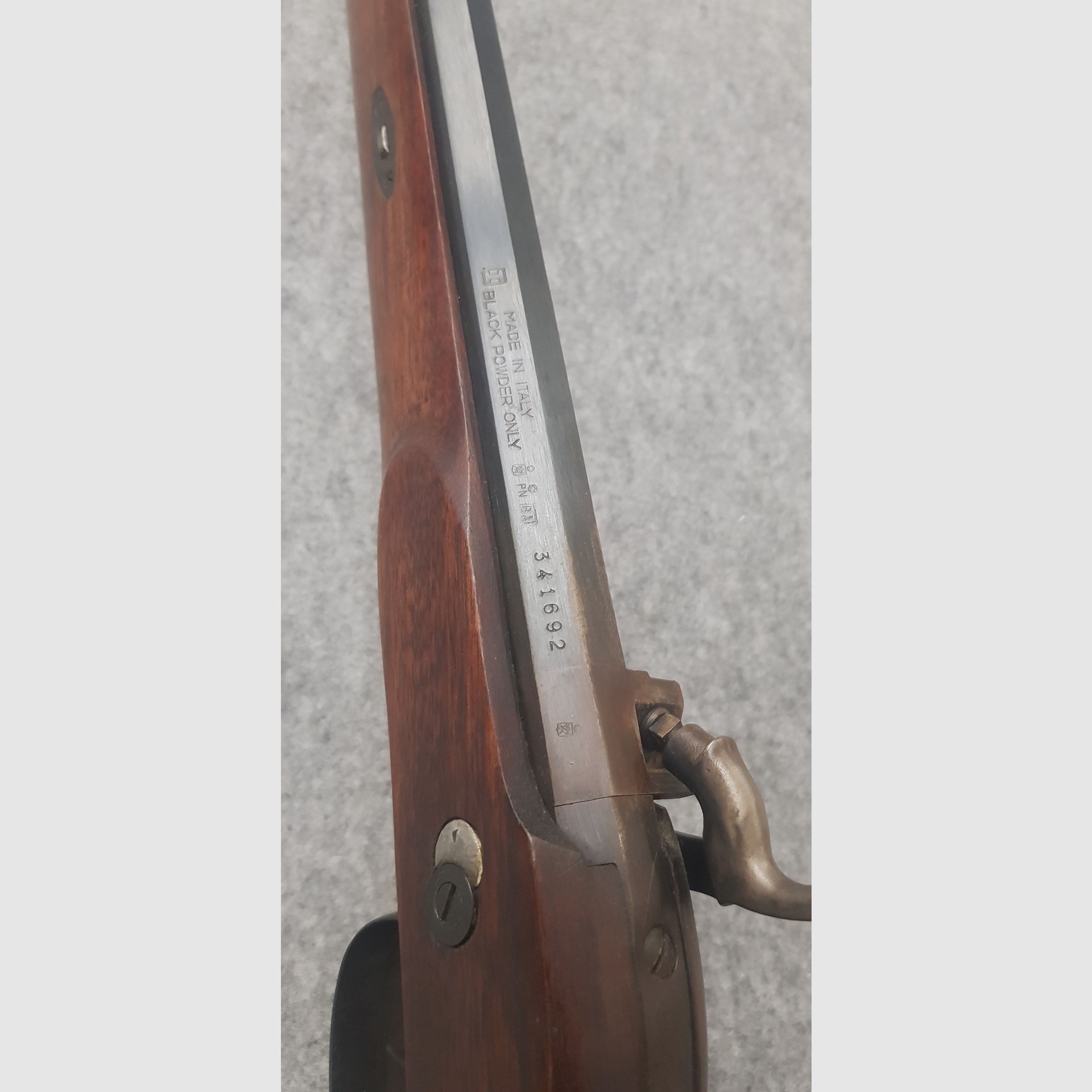 Vorderlader Great Plains Hawken Perkussions Rifle im Kaliber .45 Gewehr mit Diopter