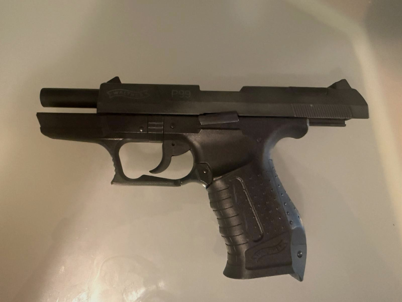 Walther P99 Schreckschuss 9mm P.A.K