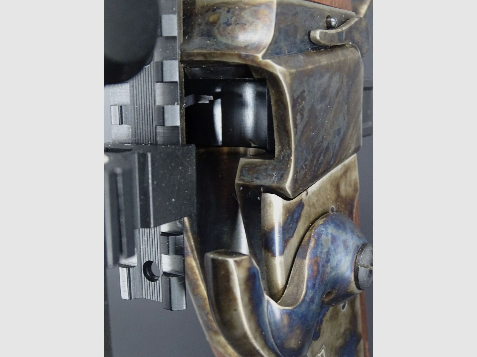 Pedersoli Sharps Sporting Kaliber .45-70 Auchkanntlauf ZF Sharps