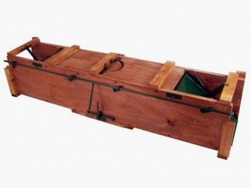 Piège en bois extra env. 118x26x26 cm
