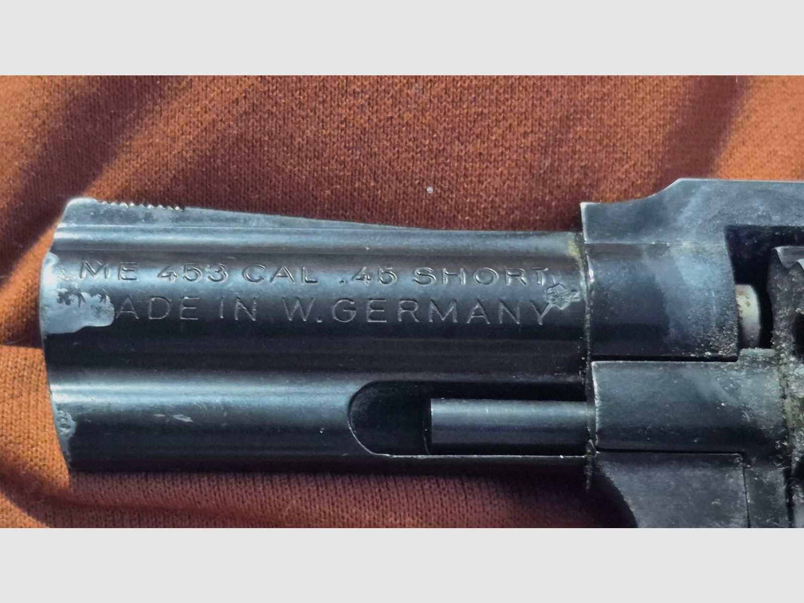 ME 453 kal. Rewolwer z śladami użytkowania