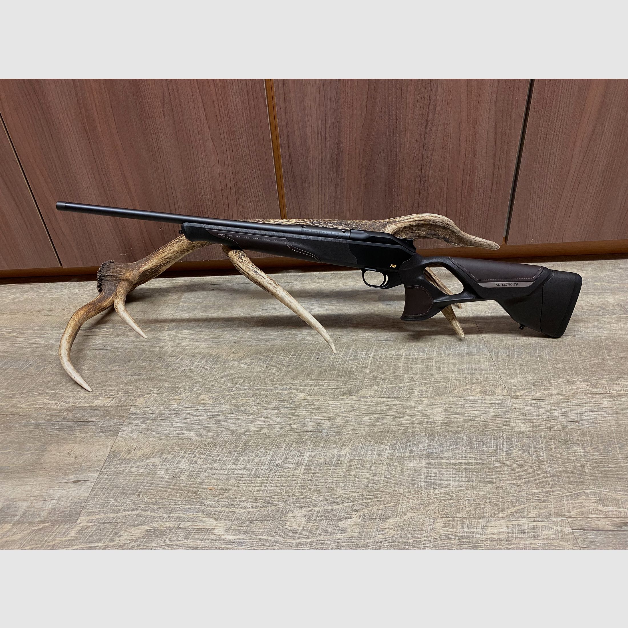 Blaser R8 Ultimate Leather, Short Barrel