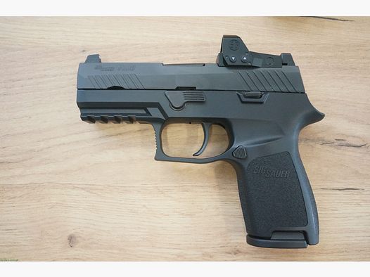 SIG SAUER P320 COMPACT RXT pistol + ROMEO1 PRO