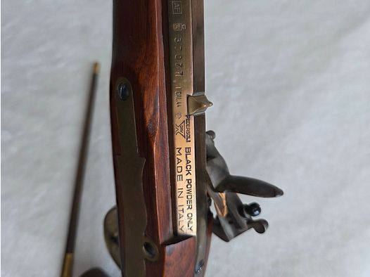 Pedersoli Steinschlosspistole Kentucky