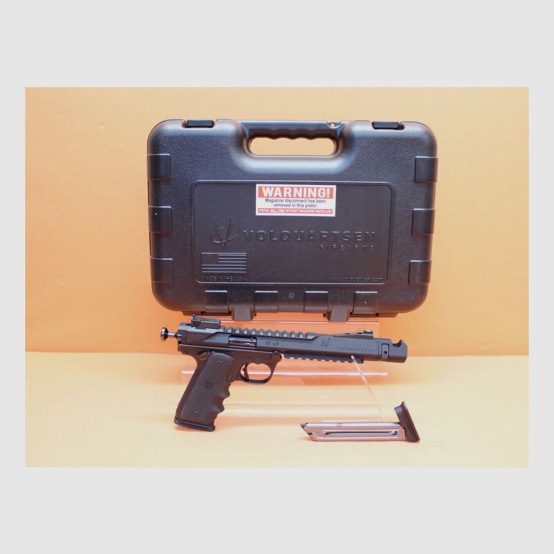 Volquartsen Ha.Pistolet .22lr Volquartsen Mk IV Frame 22/45 Black Mamba 6" lufa/ kompensator/ gwint 1/2-28