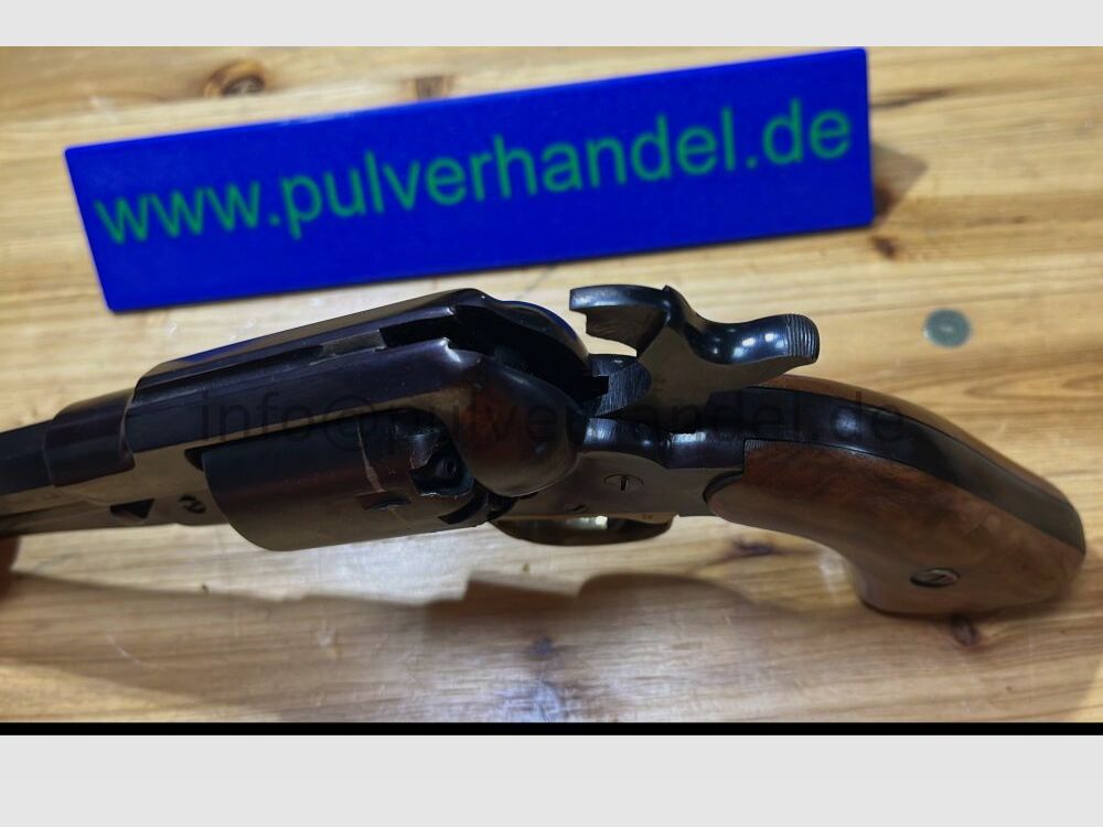 Modell Remington New Army Hersteller Italy .44(BlackPowder)