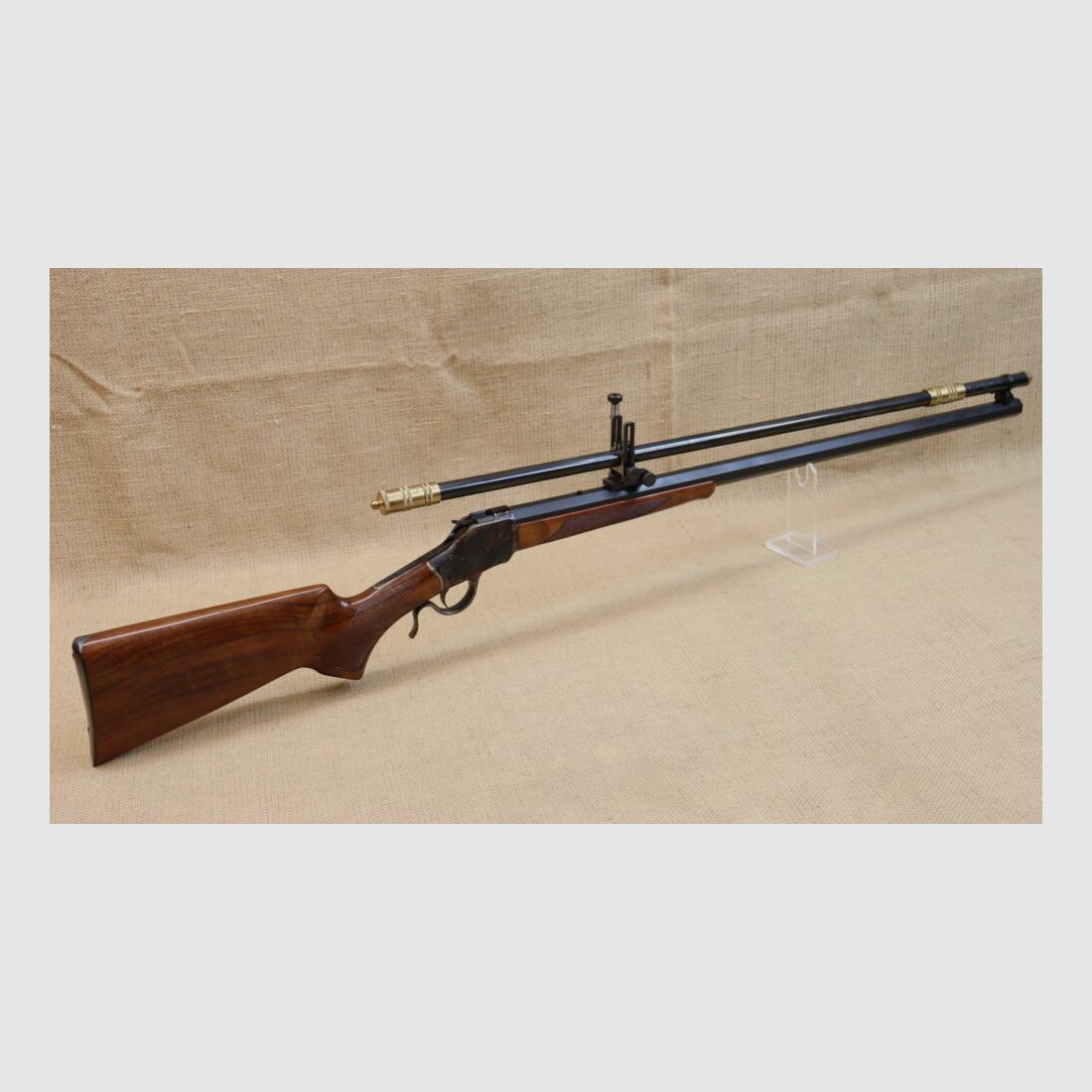 Pedersoli High-Wall Winchester 1885 inkl. Malcolm Scope .38-55Win