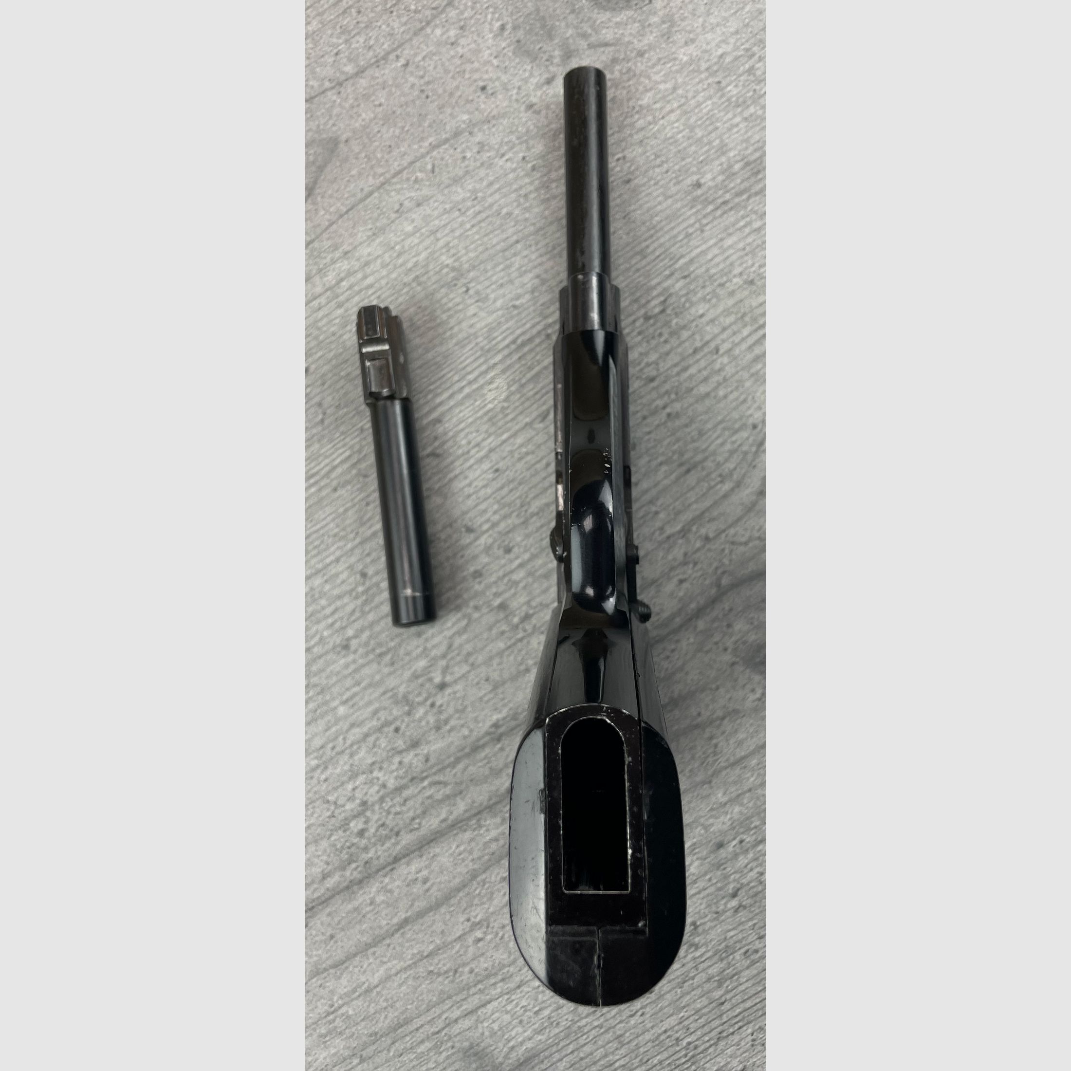 Pietro Beretta Mod. 72 KK-Pistole + langen Lauf & 1 Magazin -> Sammlerstück