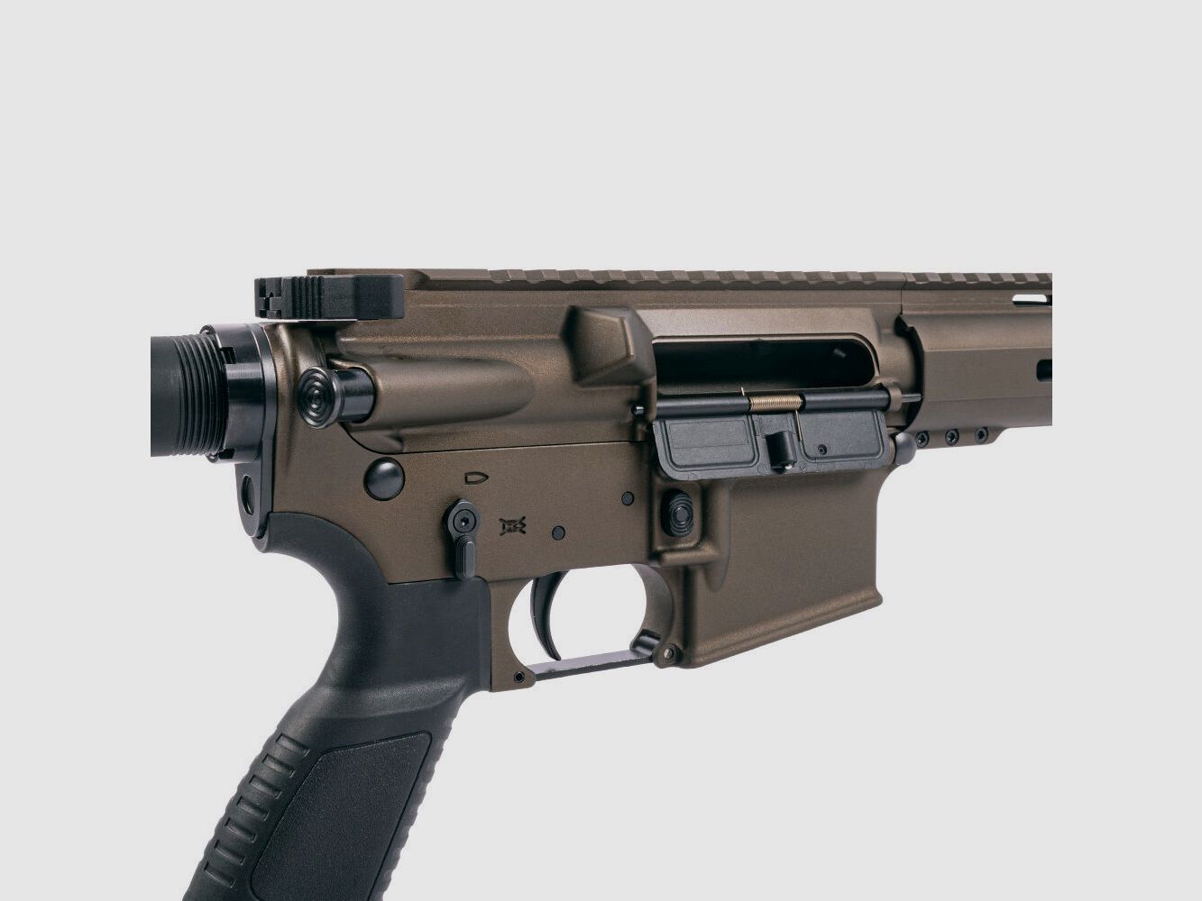 Messerschmitt AR15 16,75 pollici Bronzo