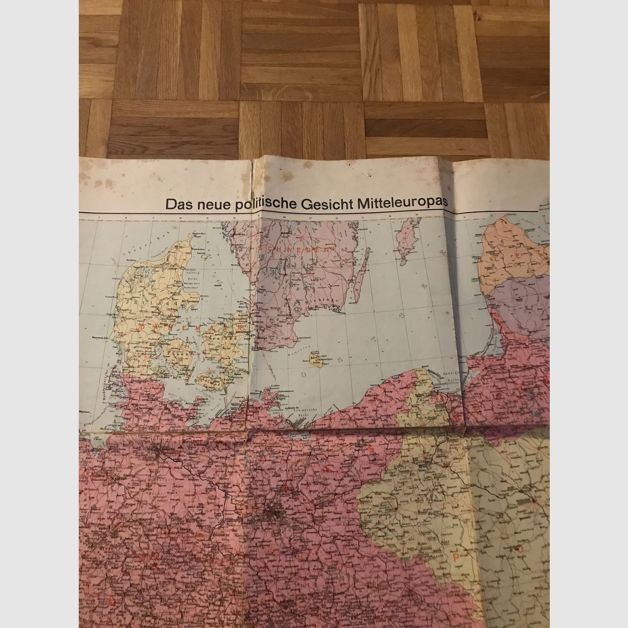 Großer Volksatlas von 1939 mit Landkarte 