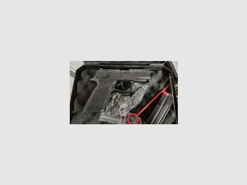 CZ P-09 C Nocturne 15-S 9mmL