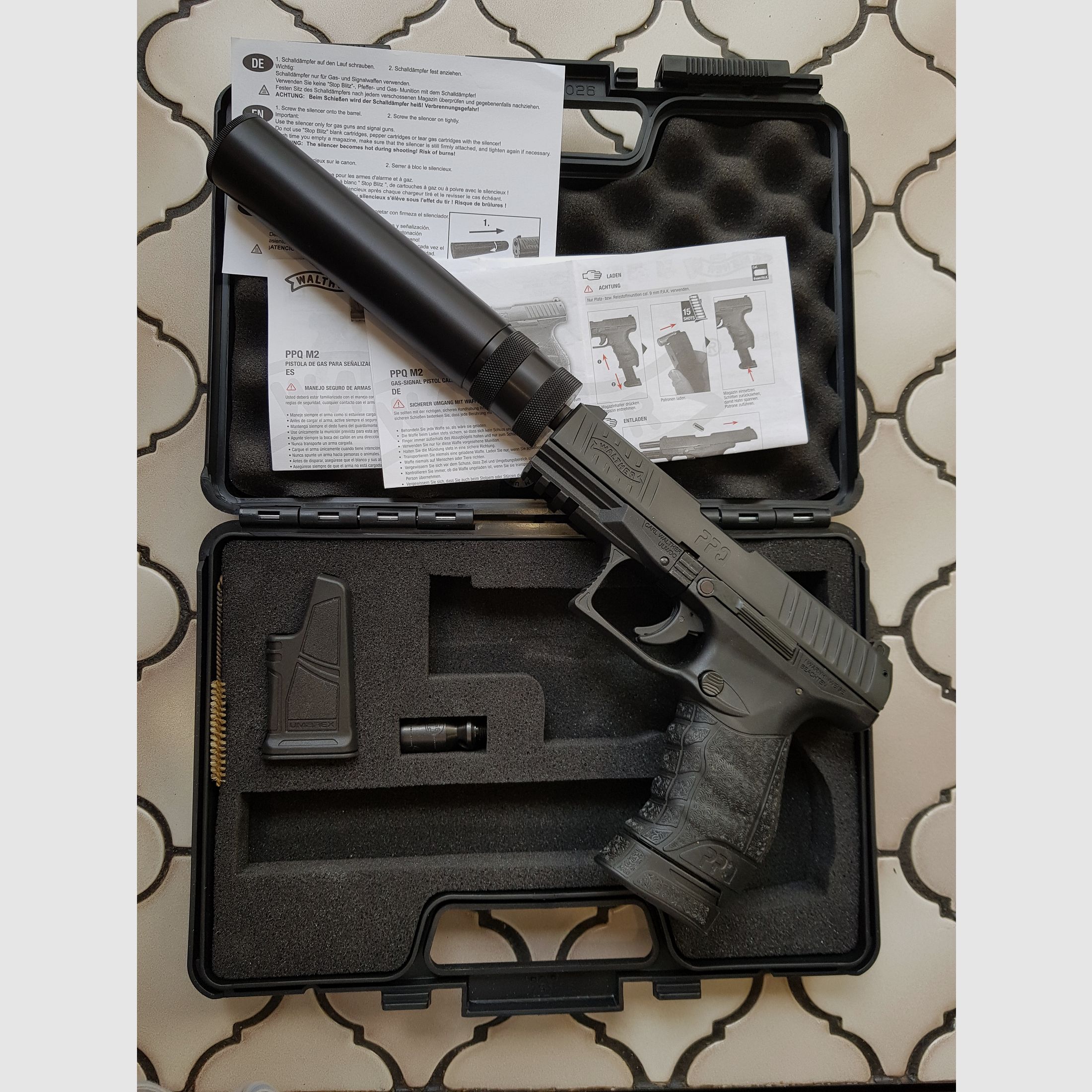 Walther PPQ M2 BLK Navy Kit PAK, Neu und unbeschossen. 