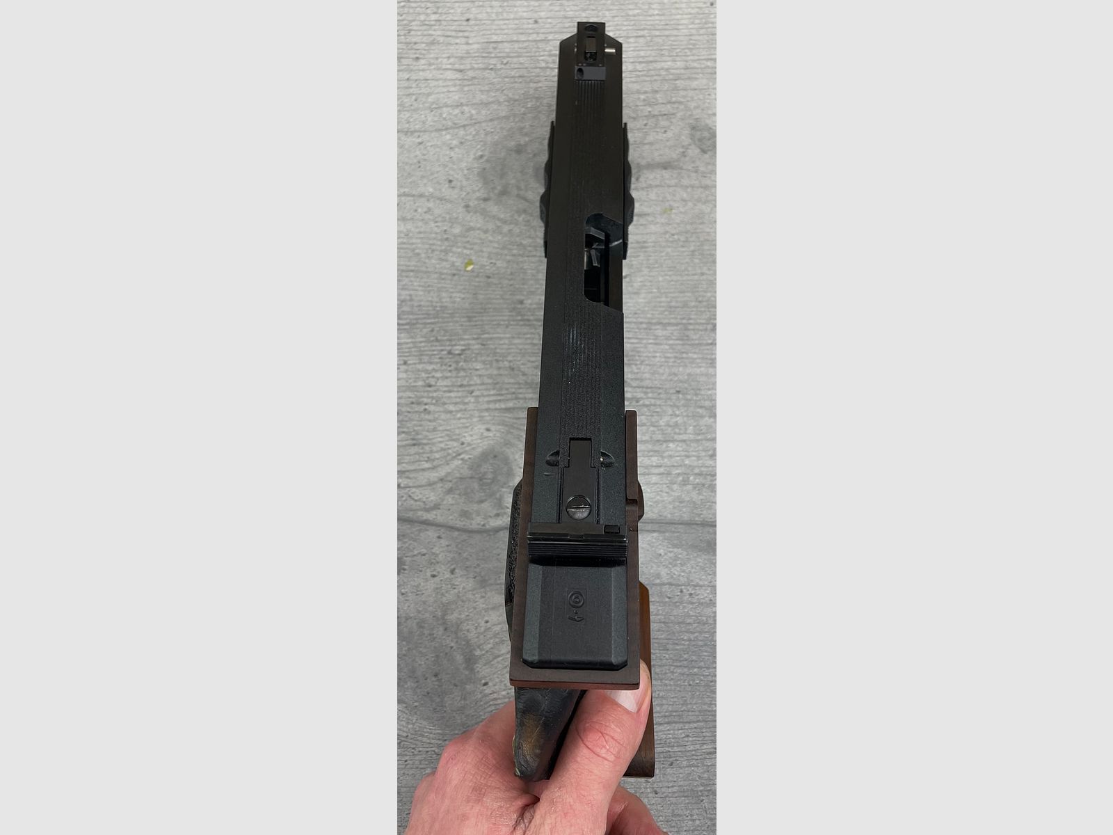 Hämmerli Mod. 280 halblautom. Pistole .22lr