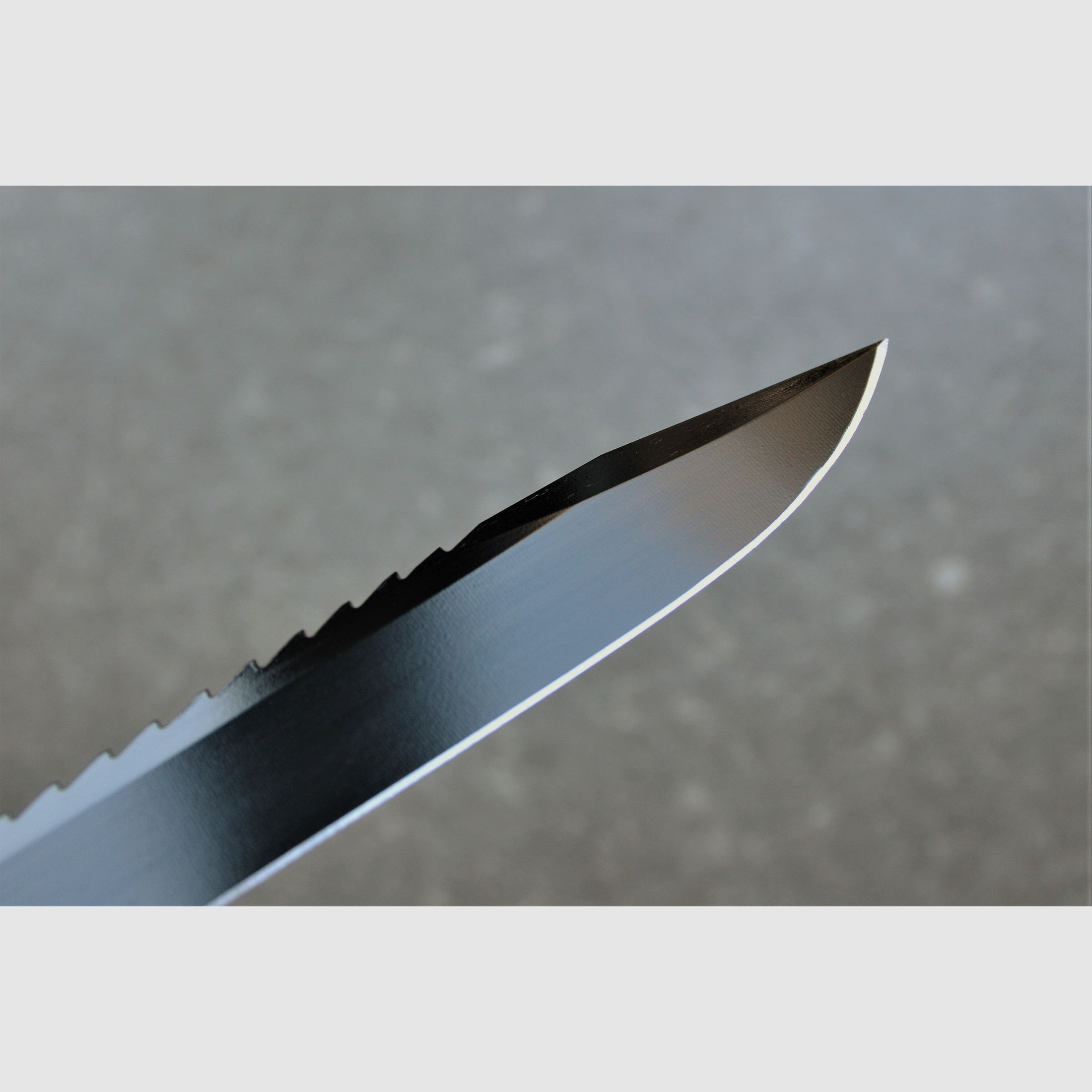 Glock Feldmesser FM 81 grau – Militärisches Mehrzweckmesser