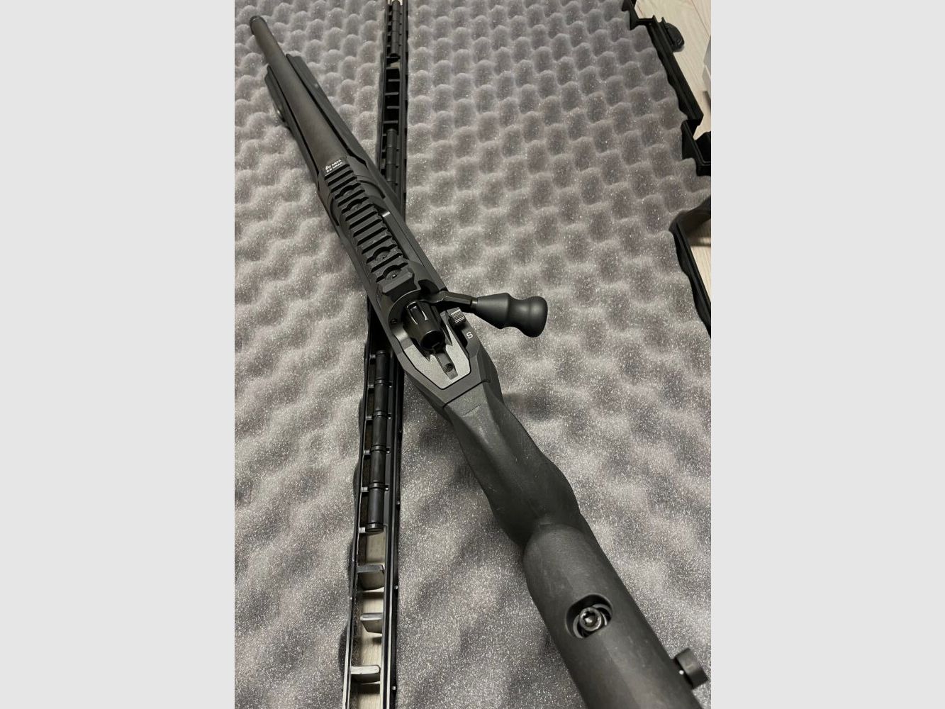 Daniel Defense Delta 5, image 4 of 10