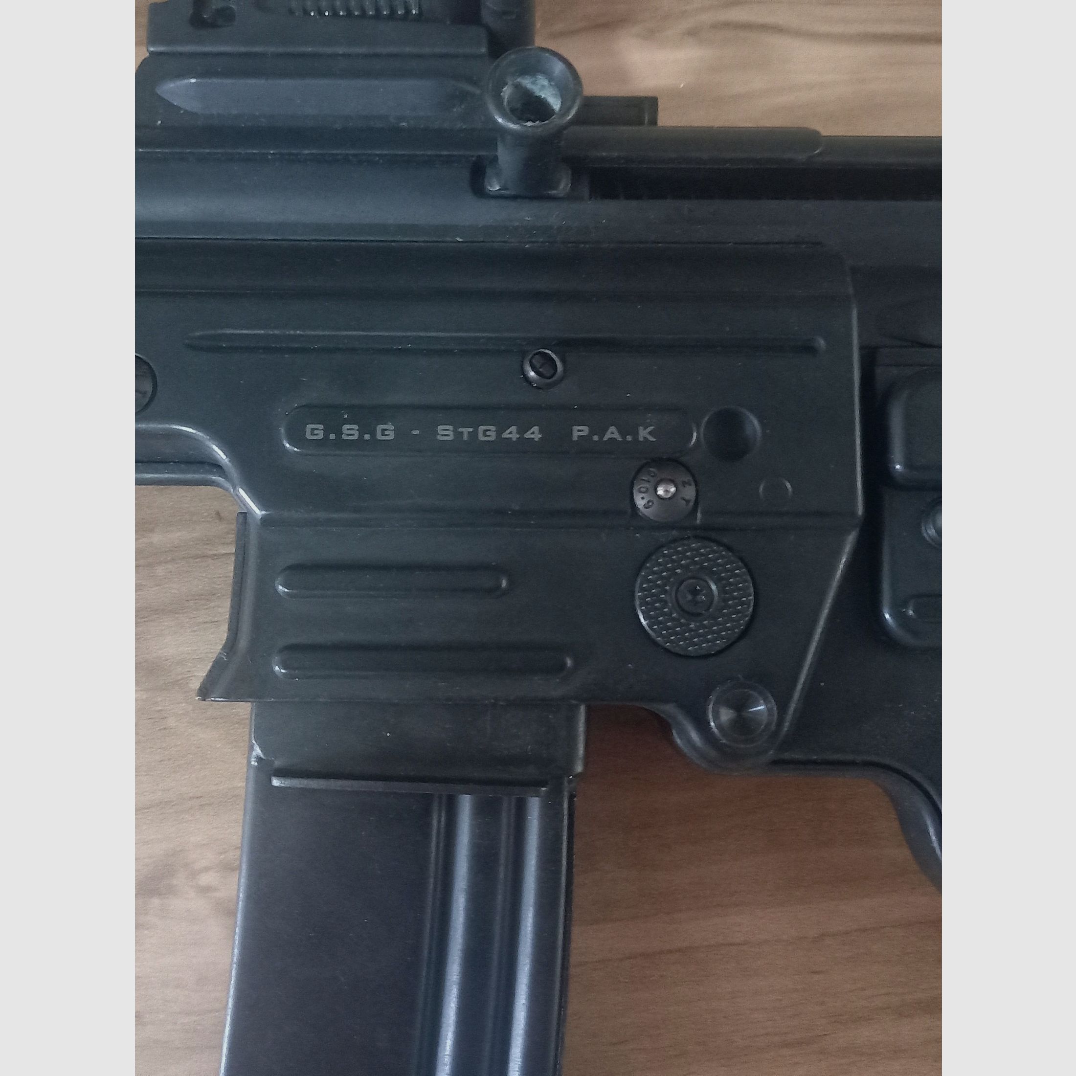 GSG StG 44 P.A.K Schreckschussgewehr mit 50 Schuss...
