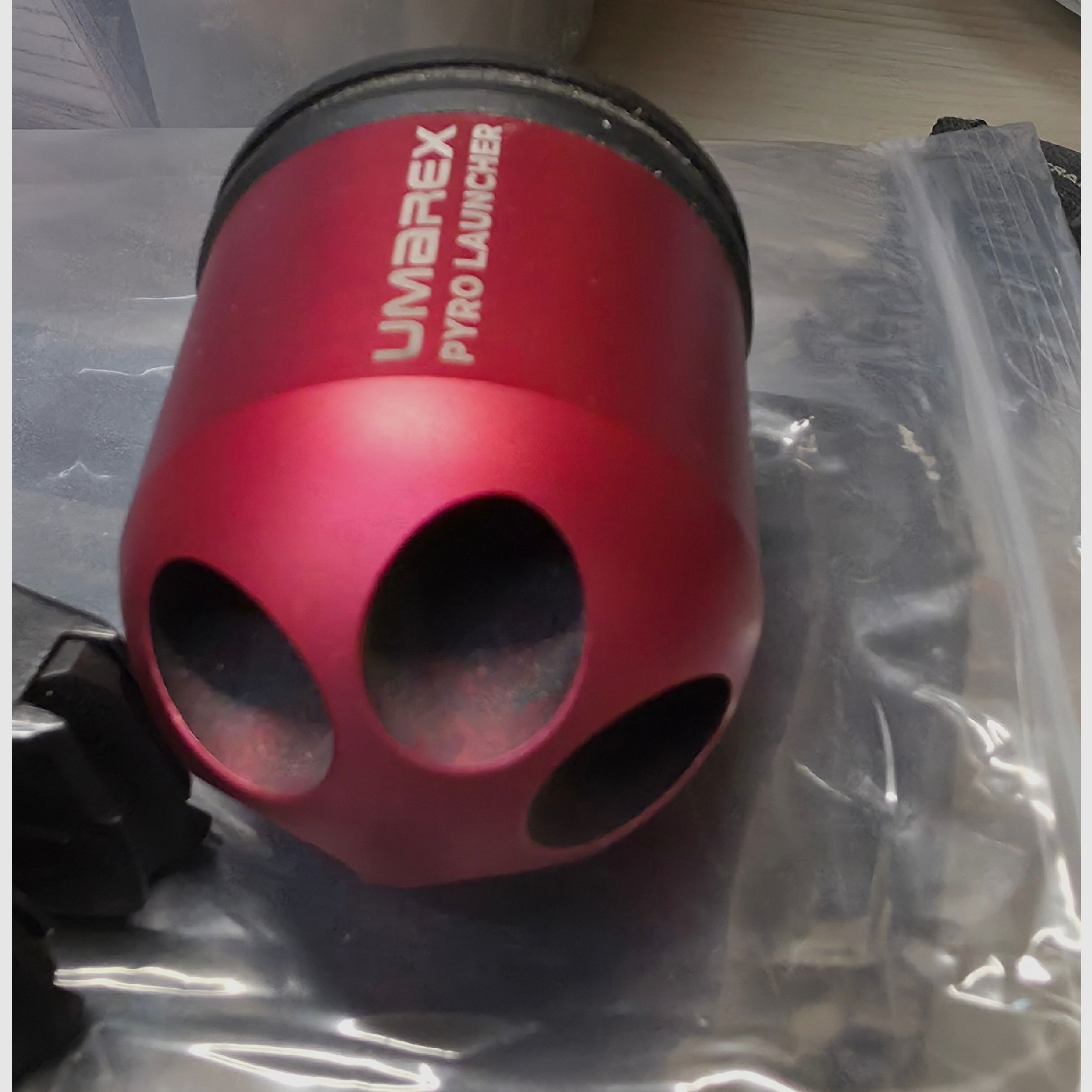 Zoraki 918 mit 3 Magazinen (25er) und Umarex Abschussbecher