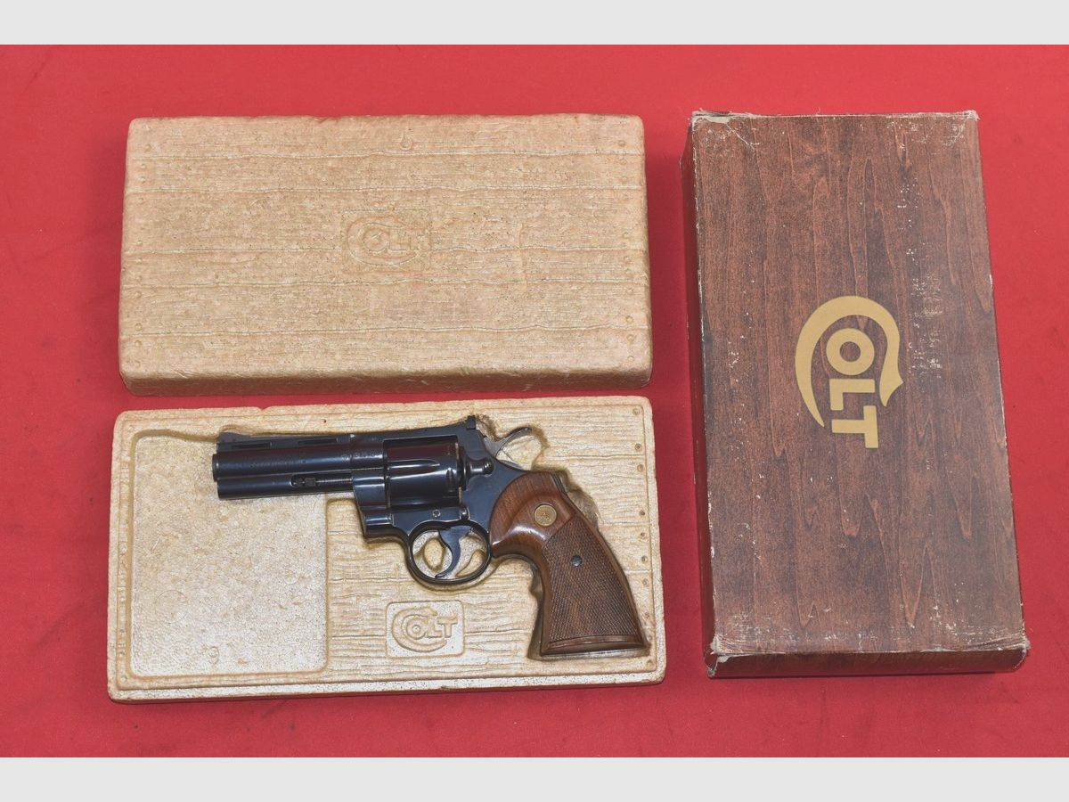 #8135 Revolver Colt Python, anno di produzione 1975, cal. .357 Mag., immagine 1 di 21