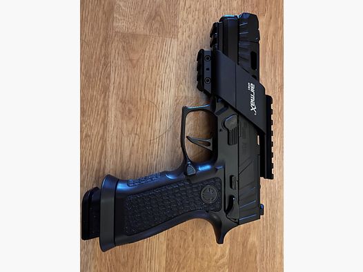 SIG Sauer P320 SPECTRE Comp Blackout CO₂ Blowback Luftpistole – 4,5 mm Diabolo