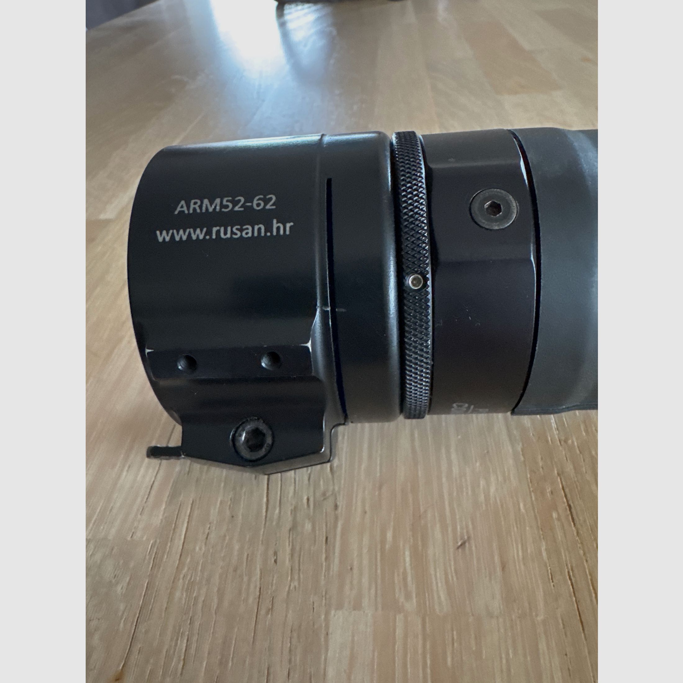 Pulsar Core FXQ35 BW termowizyjny celownik przedni inkl. Rusian -Adapter ARM 52-62 dla obiektywów 56mm)