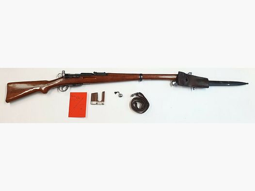 Waffenfabrik Bern Karabinek powtarzalny Szwajcarski Schmidt Rubin K31 Kaliber 7,5x55 Swiss z pasującymi numerami i odnowiony
