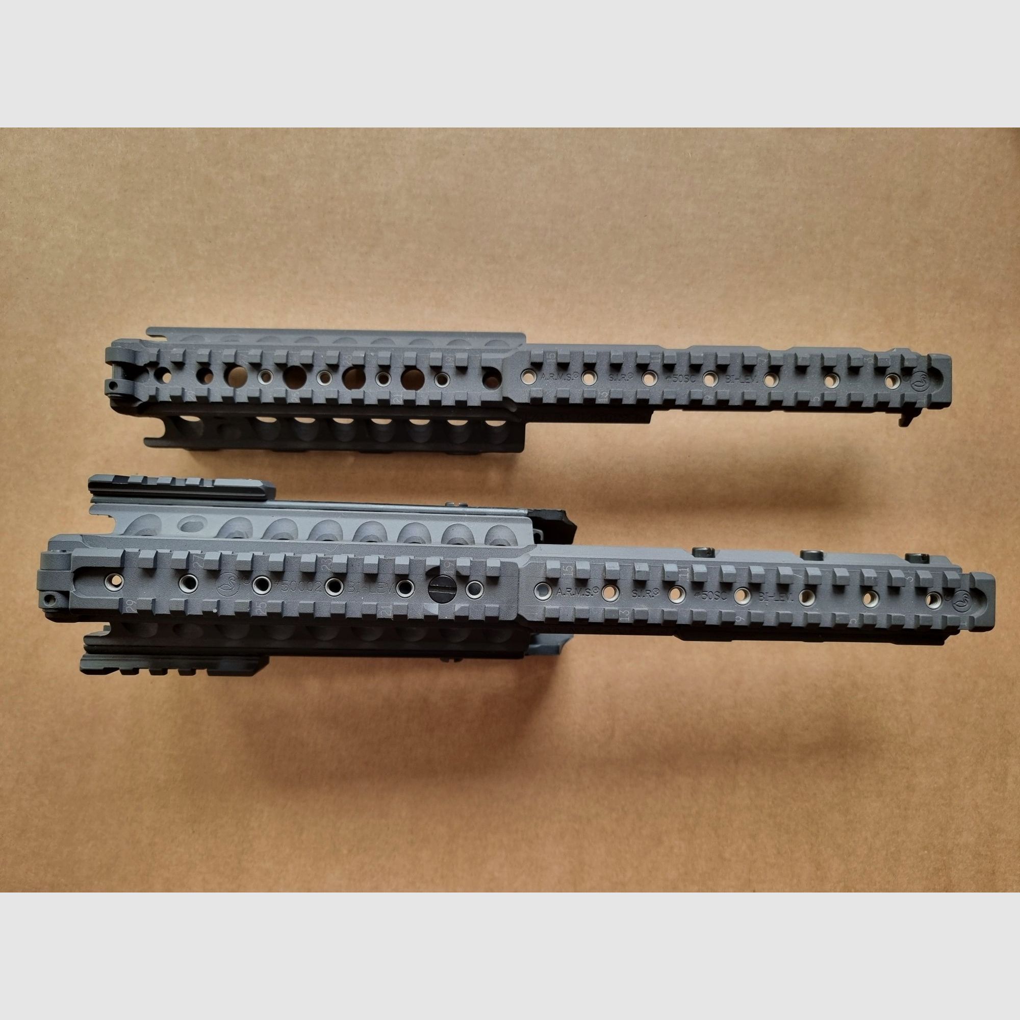 *RARA* A.R.M.S. - Sistema de riel #50-C con miras de gas plegables #41-BL y miras traseras #40-L - AR15 de los 2000