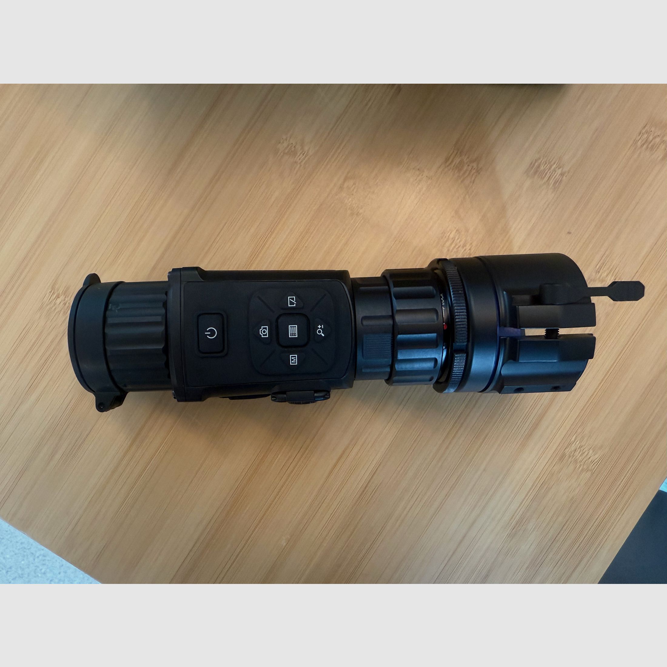 HIKMICRO Thunder 2.0 TH35 C Clip-On | 35 mm F1.0 | 384×288 / 12 µm | ≤ 35 mK | NEUWERTIG