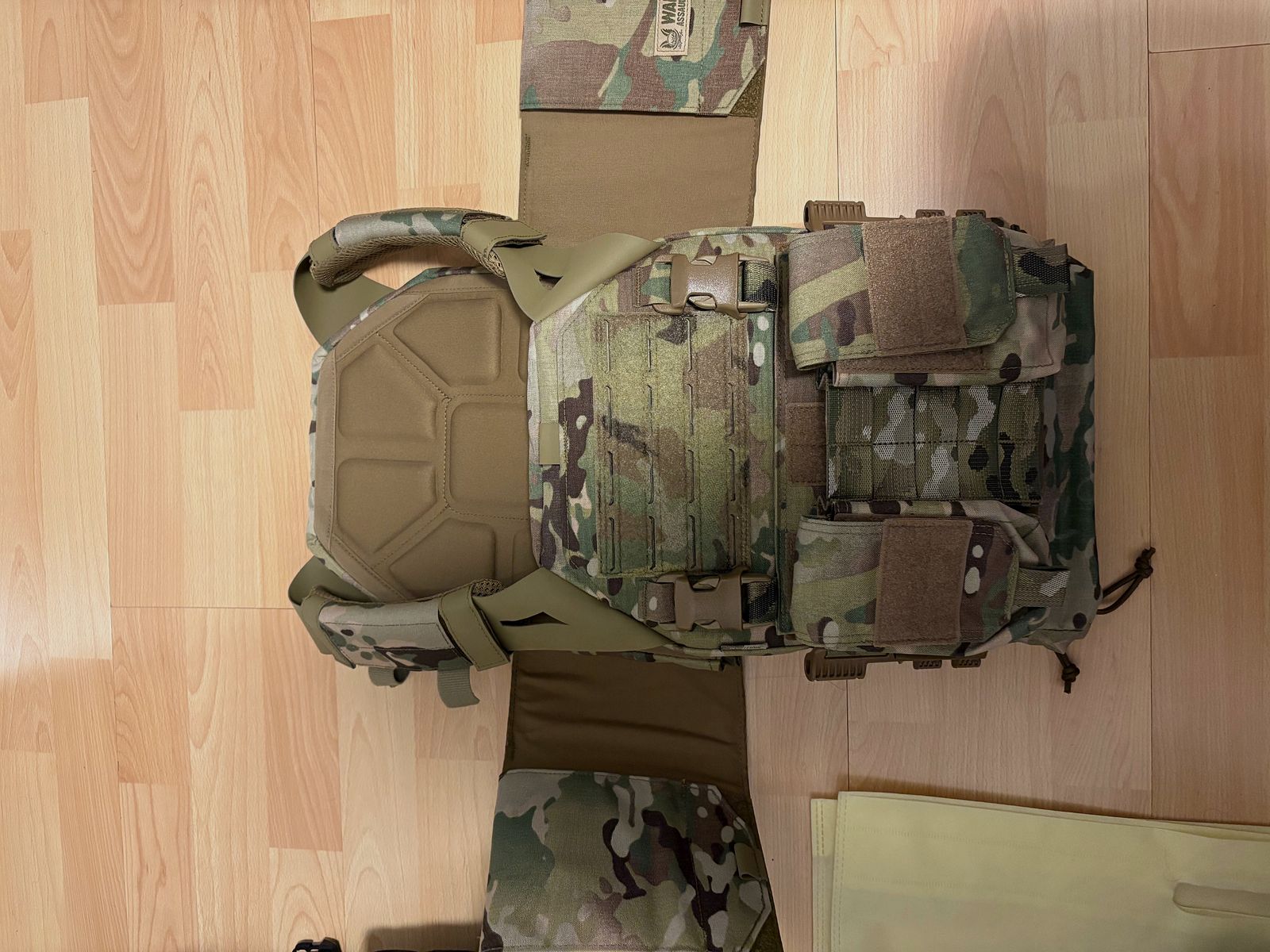Warrior Assault Systems Plate Carrier + Magazine Pouch New