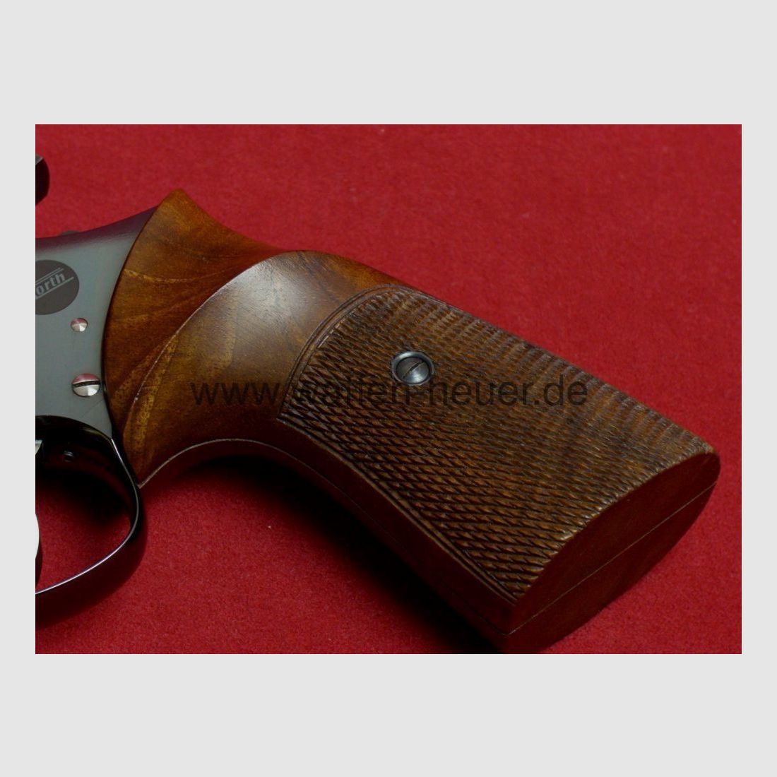 Korth Willi a Ratzeburg revolver sportivo da 6 pollici