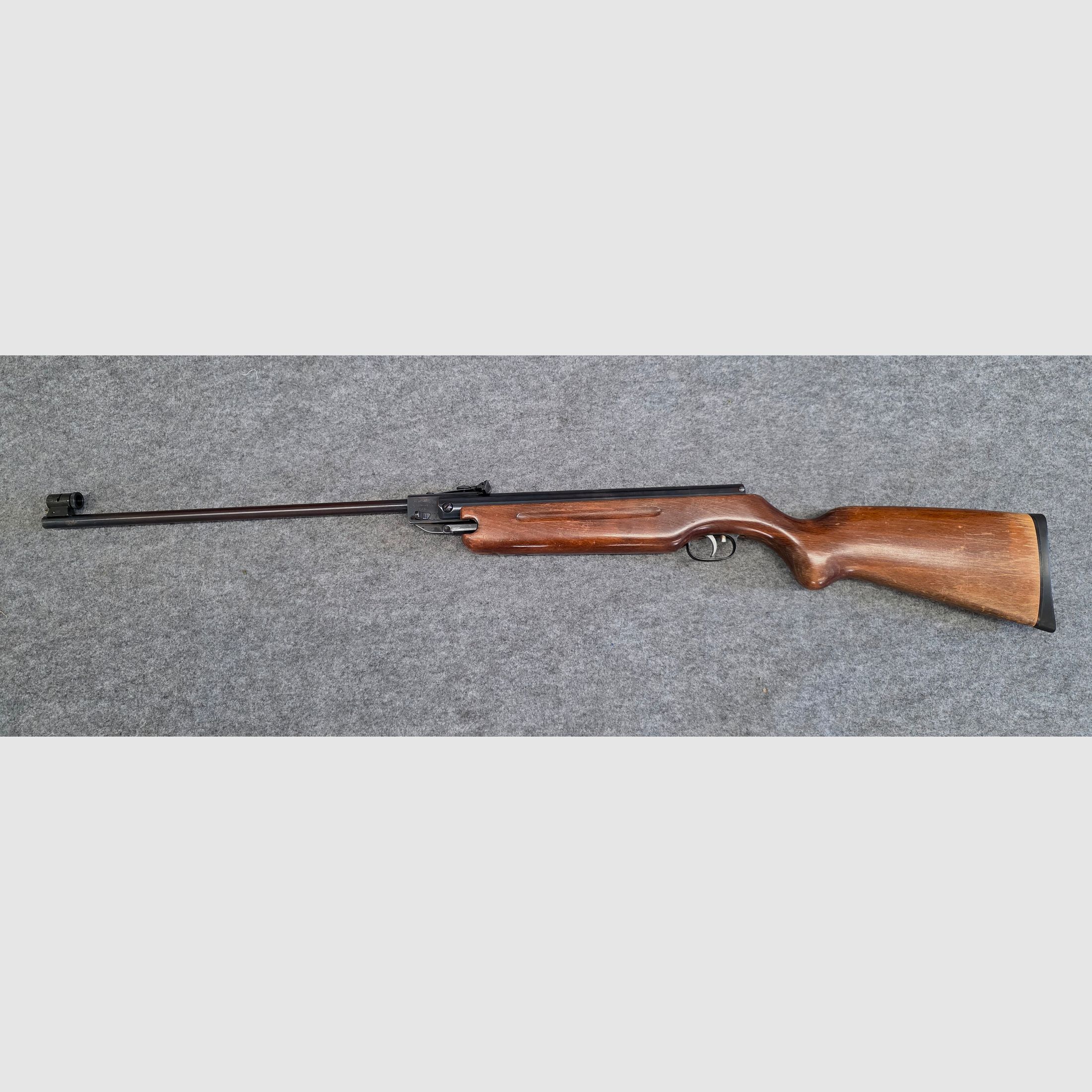 Weihrauch HW 35 from year 1982 with F-mark break barrel air rifle caliber 4.5 mm HW35
