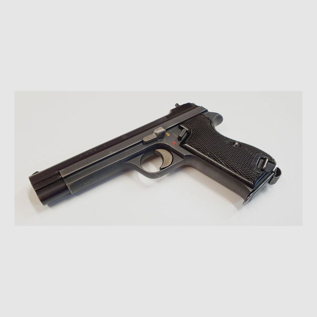 SIG Pistole SIG P210-2 im Kaliber 9mm Luger (9x19) Inkl. Holster und Reservemagazin,MADE IN SWITZERLAND