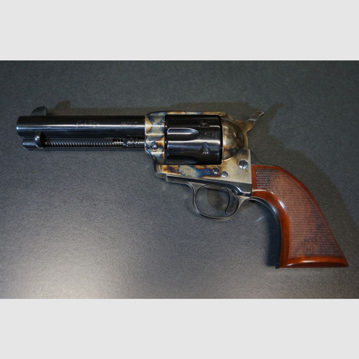 Uberti 1873 Cattleman Evil Roy, immagine 6 di 6