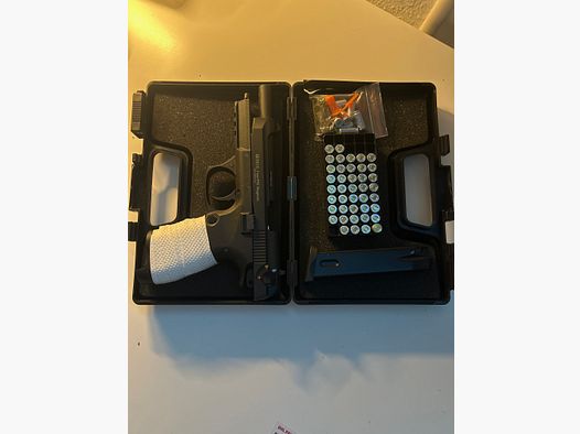 Magnum Schreckschusspistole  Ekol P92 Magnum 9mm P.A.K. schwarz