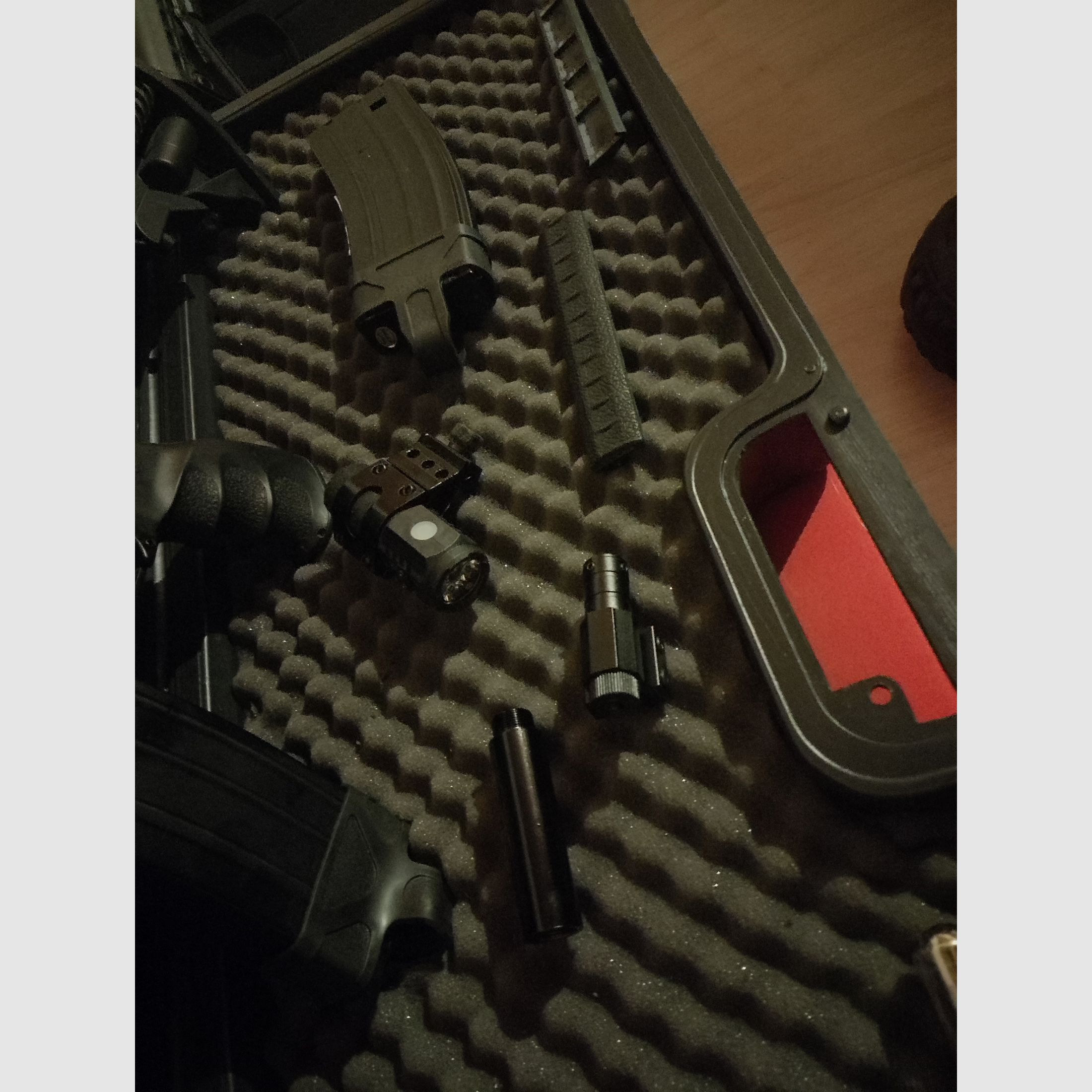 Real Action Marker Markierer R32 Ram 32R neuwertig ungeschossen .43 Sturmgewehr Hülsen Auswurf Koffer Set Sammlung 