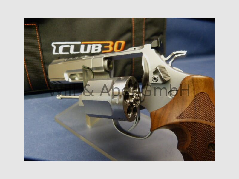 Weapons Will & Apel Club 30 RL range 4 inches