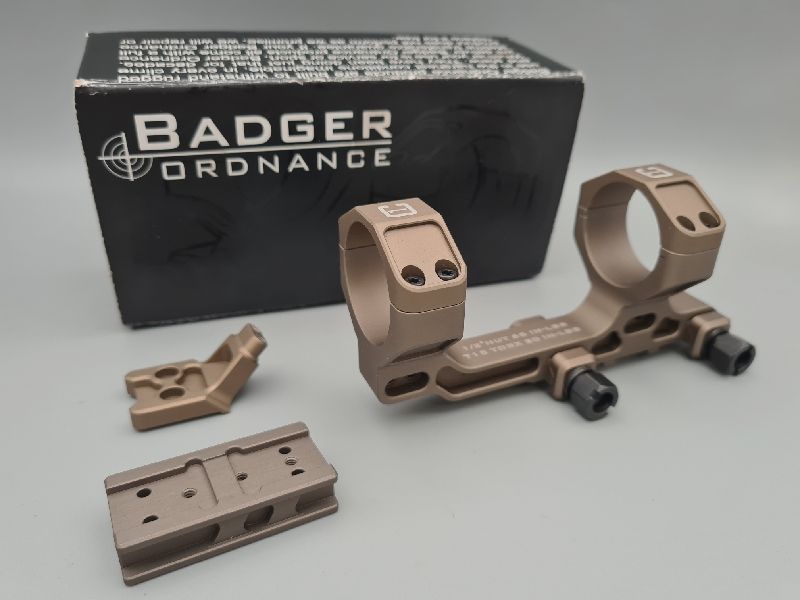 BADGER Condition One Modular Mount 34mm 1.70" TAN + J-Arm + Aimpoint Micro H2/T2 Montage + OVP