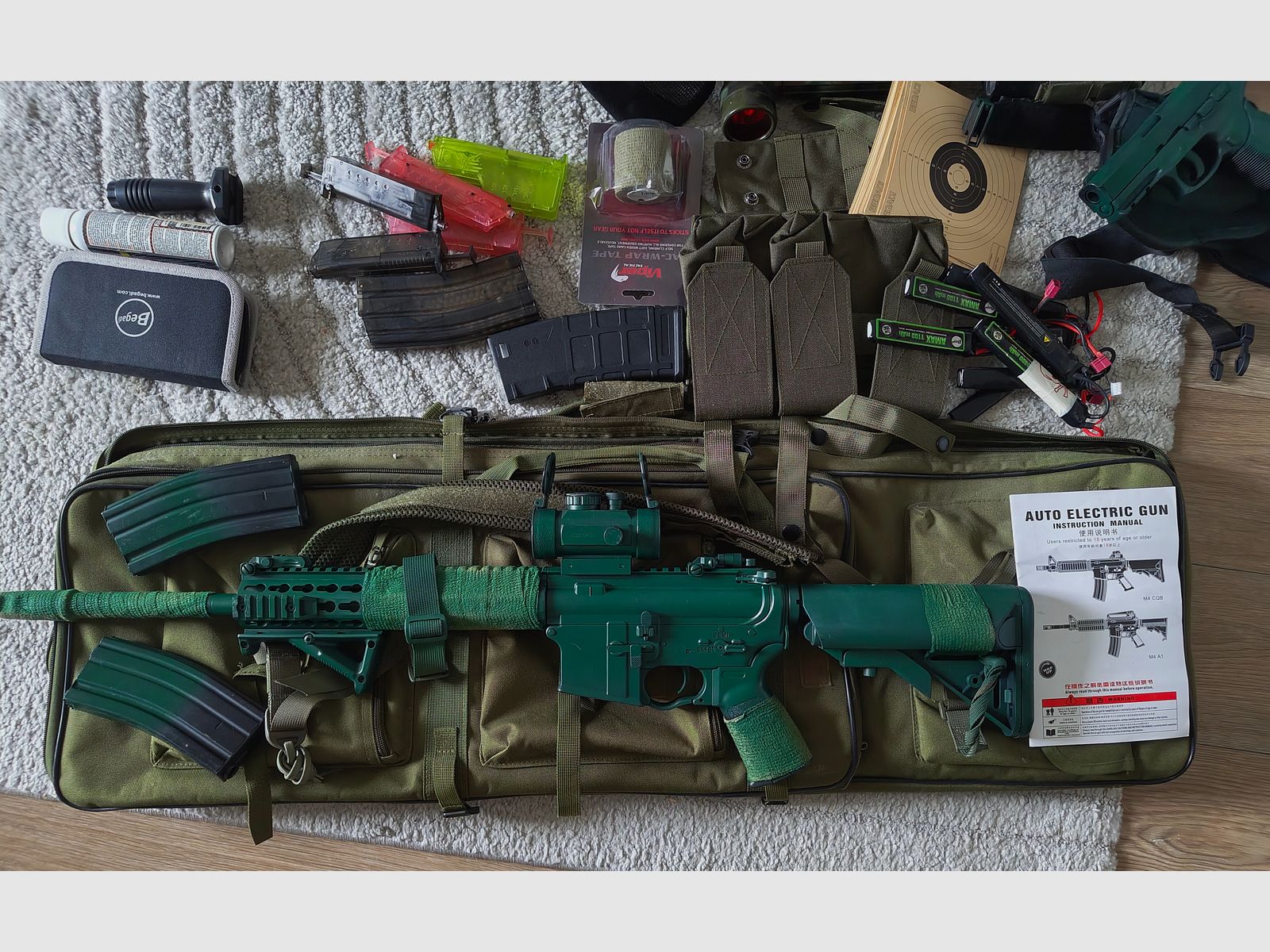 Airsoft mit viel Zubehör