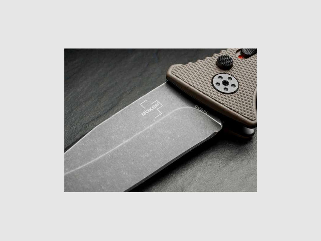 Böker Plus Strike Droppoint Coyote coltello da tasca