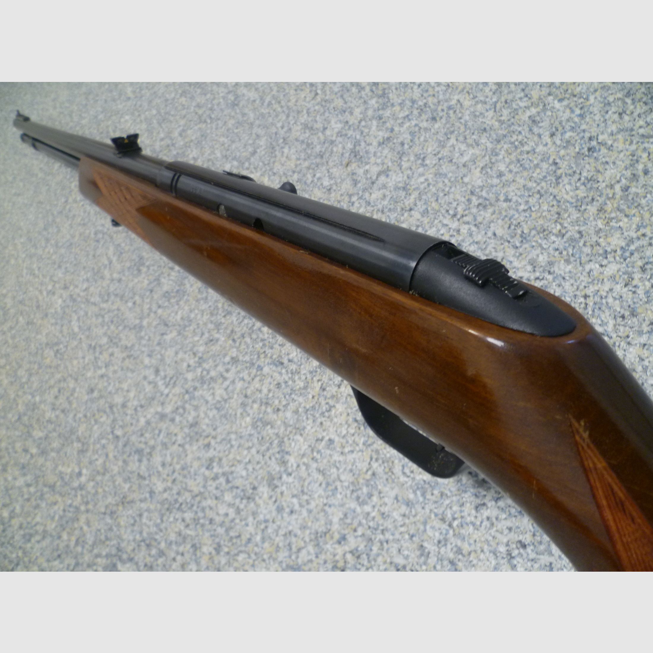 Selbsladebüchse Anschütz - Savage Modell 6P-M .22lr