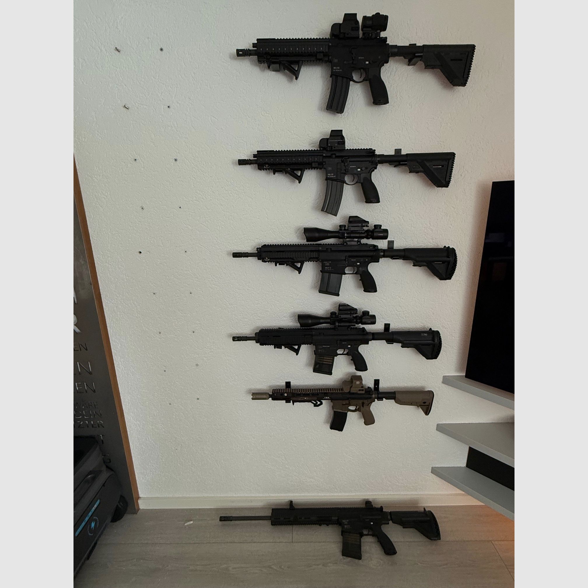 Airsoft Sammlung komplett zu Verkaufen, 6 Gewehre & 5 Pistolen sowie Zubehör ohne Ende        ALLES KOMPLETT NEU